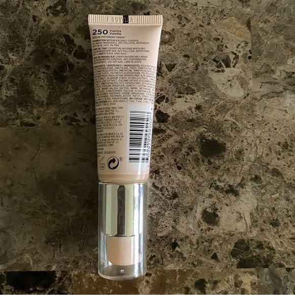 Revlon Photo Ready Candid Foundation 0.75 fl oz/ 22ml Color 250 Makeup Face New - Picture 2 of 3